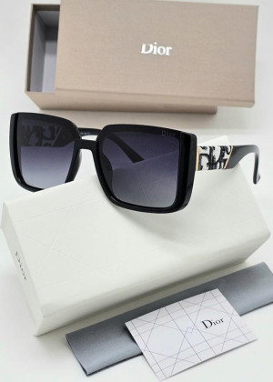 Набор солнцезащитные очки, коробка, чехол + салфетки #21156369