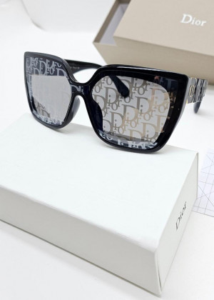 Набор солнцезащитные очки, коробка, чехол + салфетки #21169689