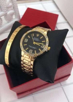 Подарочный набор для женщин часы, браслет + коробка #21177573