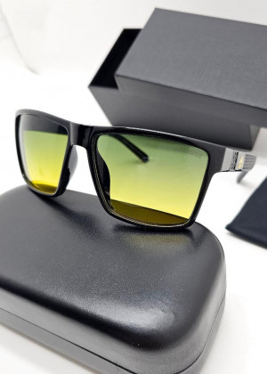 Набор солнцезащитные очки, коробка, чехол + салфетки 21194176