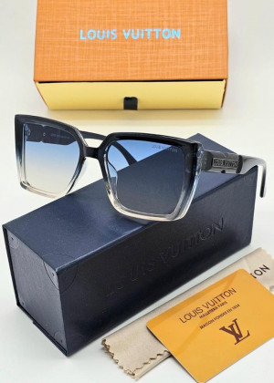 Набор солнцезащитные очки, коробка, чехол + салфетки #21197899