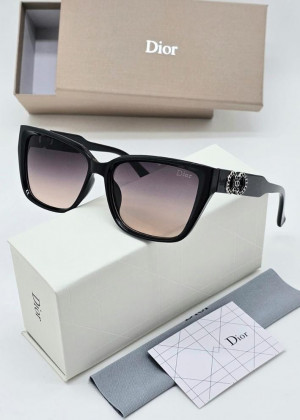 Набор солнцезащитные очки, коробка, чехол + салфетки #21197965