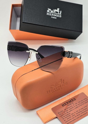 Набор женские солнцезащитные очки, коробка, чехол + салфетки 21215734