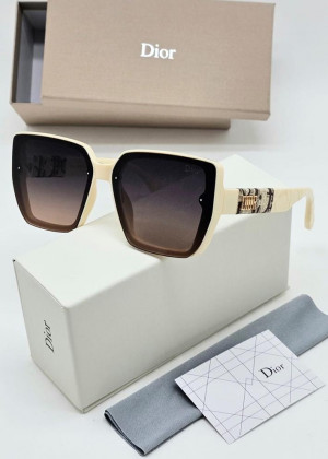 Набор женские солнцезащитные очки, коробка, чехол + салфетки #21222278