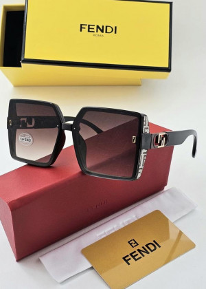 Набор женские солнцезащитные очки, коробка, чехол + салфетки #21232913