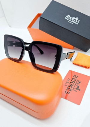 Набор женские солнцезащитные очки, коробка, чехол + салфетки 21245671