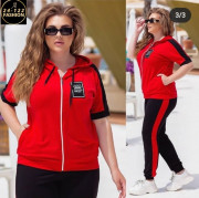 Спортивный костюм