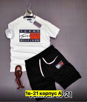 Спортивный костюм