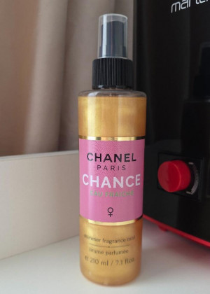 Спрей для тела с шиммером 210мл 22917131