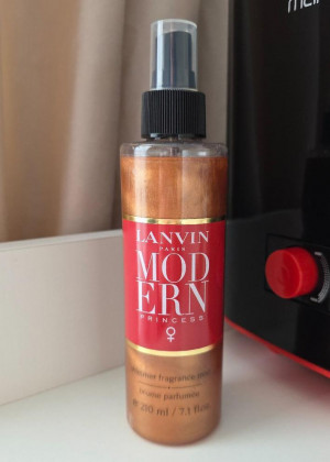 Спрей для тела с шиммером 210мл 22917147