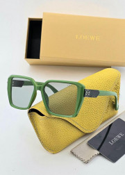 Набор женские солнцезащитные очки, коробка, чехол + салфетки