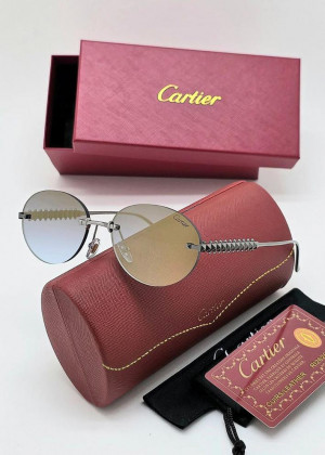 Набор женские солнцезащитные очки, коробка, чехол + салфетки 22931323