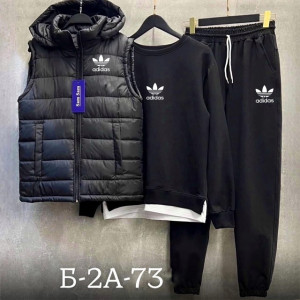 Спортивный костюм 22947220