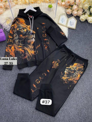 Спортивный костюм