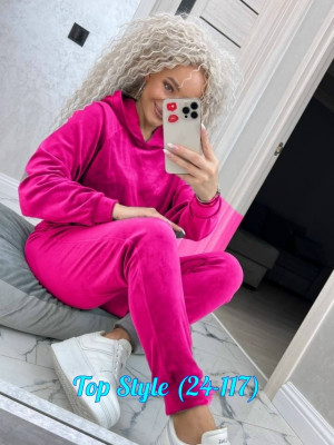 Спортивный костюм 23018966