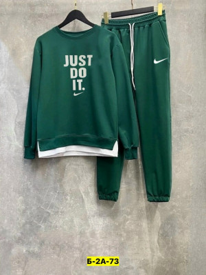 Спортивный костюм 23079462