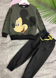 Спортивный костюм