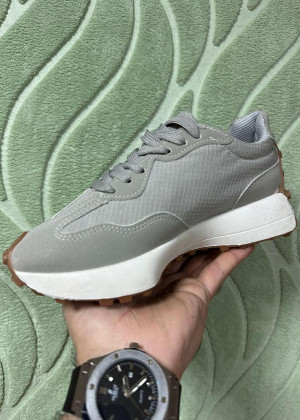 Кроссовки #23084789