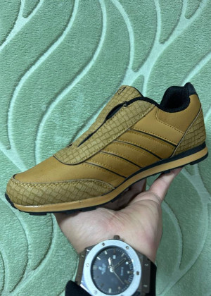 Кроссовки #23087056