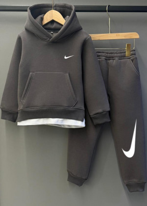 Спортивный костюм 23094381