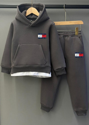 Спортивный костюм 23094435