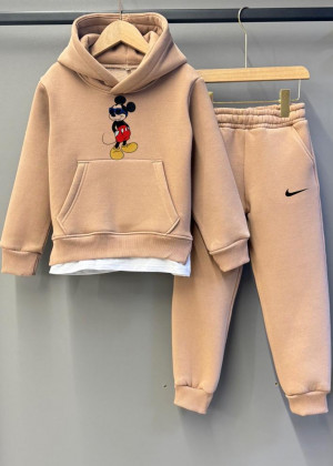 Спортивный костюм 23094480