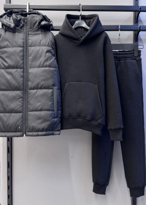 Спортивный костюм 23094596