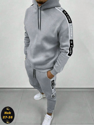 Спортивный костюм 23143730