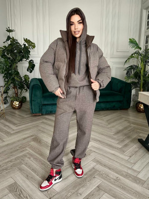 Спортивный костюм 23158819