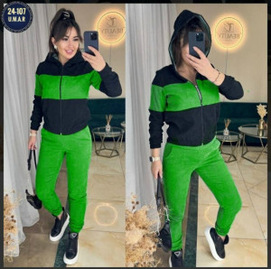 Спортивный костюм #23173936