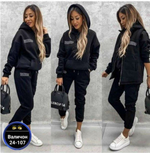 Спортивный костюм 23182098