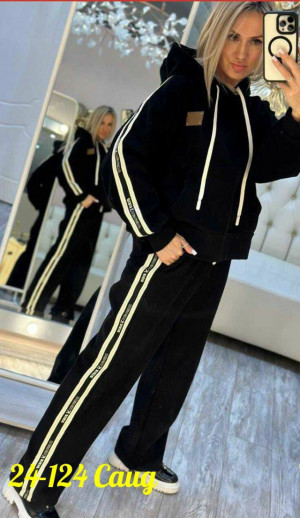 Спортивный костюм #23182625