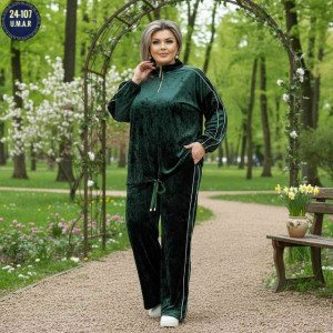 Спортивный костюм #23182717