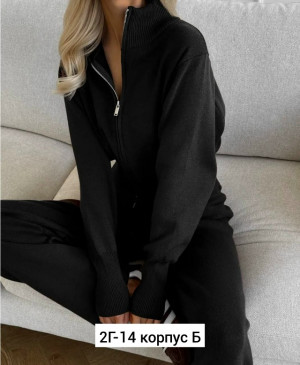 Спортивный костюм #23185994