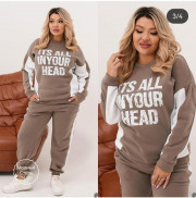 Спортивный костюм