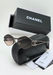 Женские солнцезащитные очки