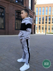 Спортивный костюм