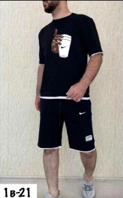Костюм