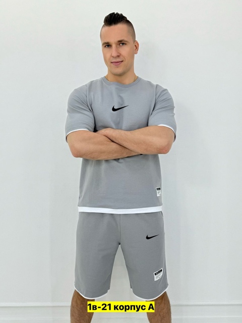 Спортивный костюм 22910820