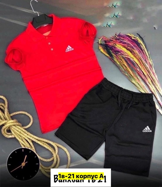 Спортивный костюм 22910923