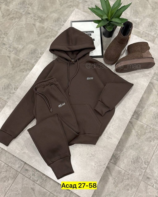 Спортивный костюм 22919287