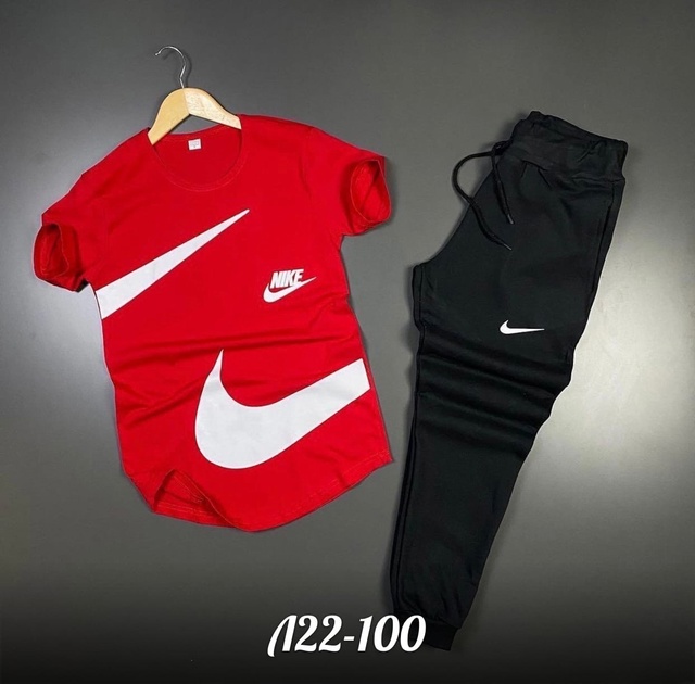 Спортивный костюм 22919148