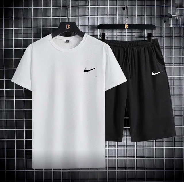 Спортивный костюм 22921230