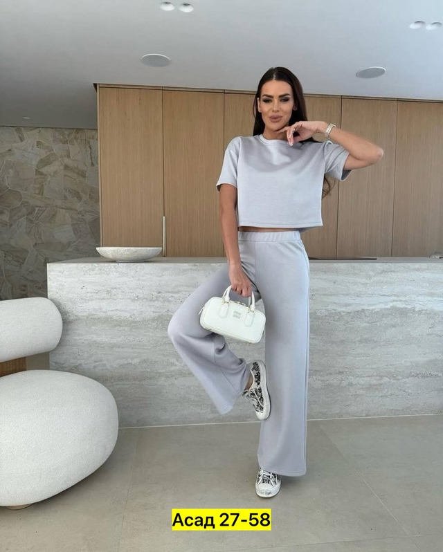 Спортивный костюм 22920709