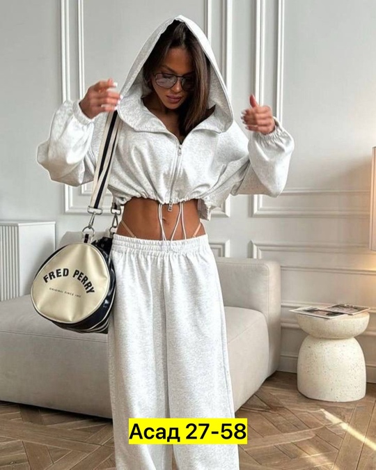 Спортивный костюм 22920641