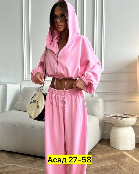 Спортивный костюм 22920883