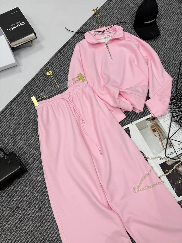 Спортивный костюм 22922162