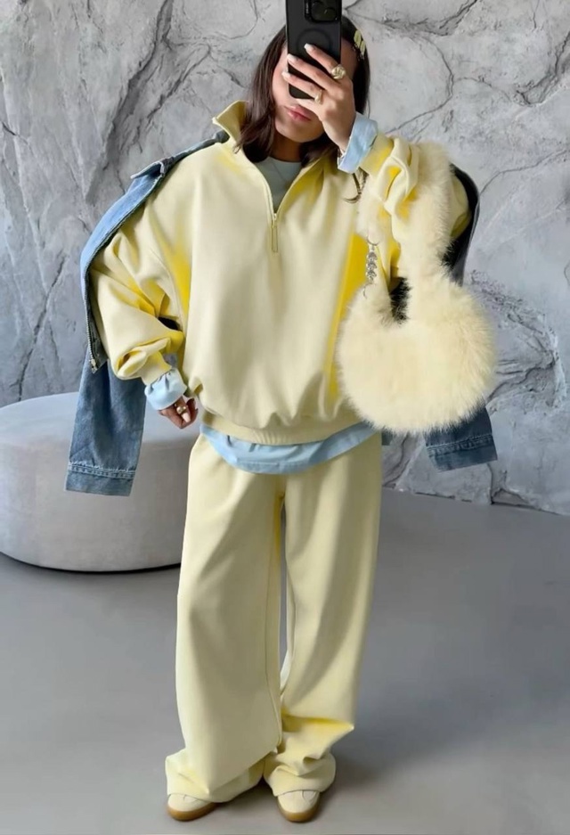 Спортивный костюм 22922162