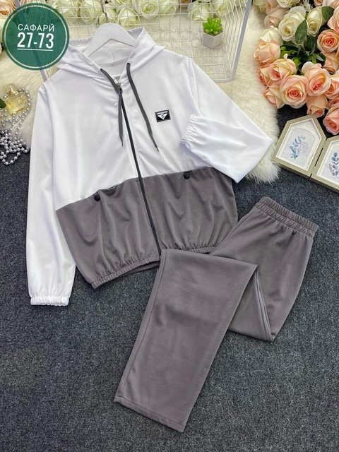 Спортивный костюм 22924908