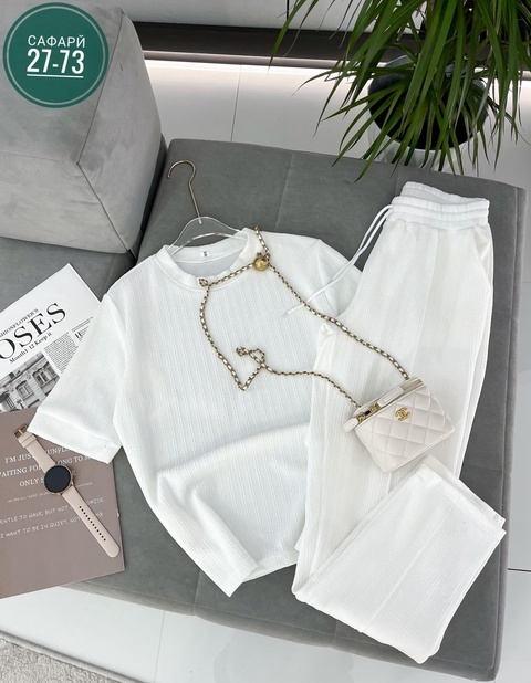 Спортивный костюм 22925311